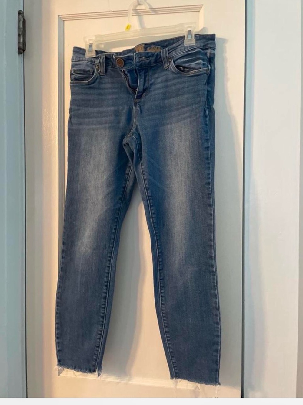 Kut from the Kloth Light Blue Cropped Slim Straight Jeans